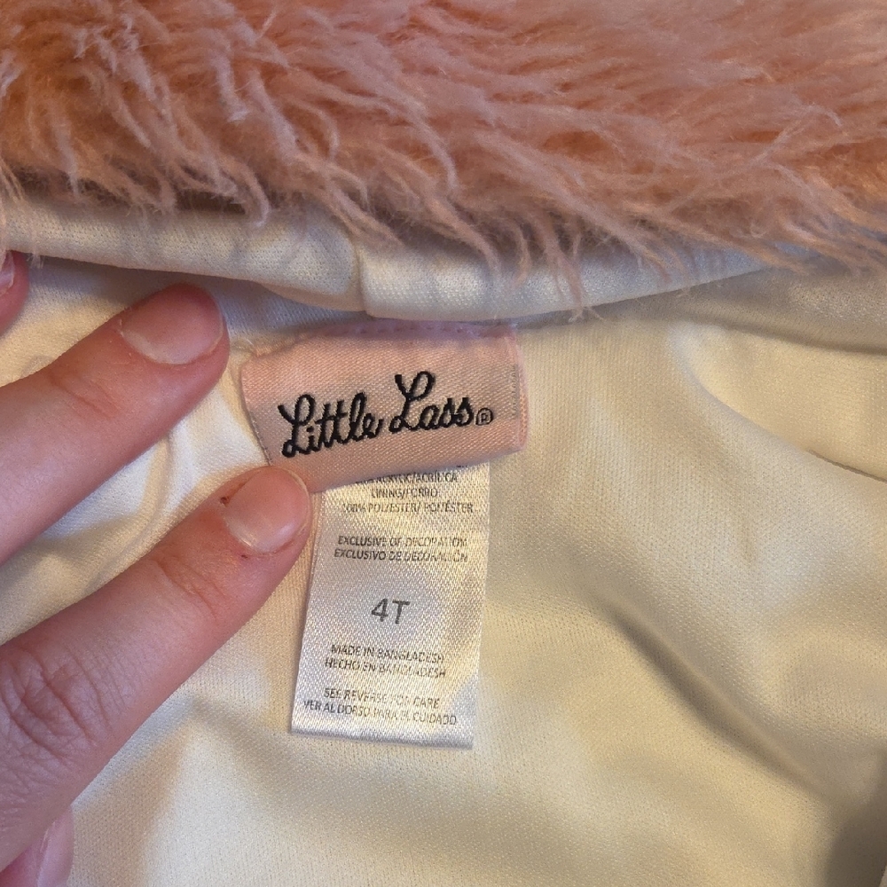 Girls White Faux Fur Hooded Vest (4T) - Picture 2 of 8